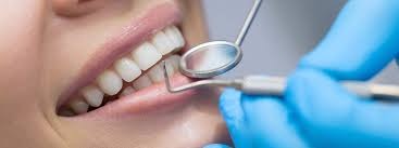 Detalhe do atendimento odontológico